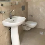 Heredot's House Деревянный коттедж