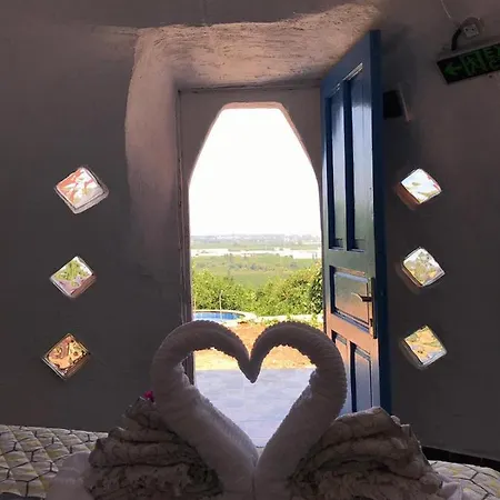 Деревянный коттедж Heredot's House