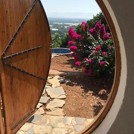 Heredot's House بيت خشبي