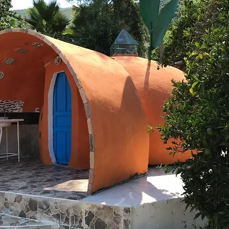 Heredot's House Деревянный коттедж *