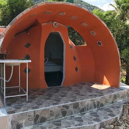 Heredot's House Lodge Finike